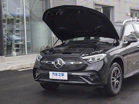 2025�� GLC 260 L 4MATIC ������