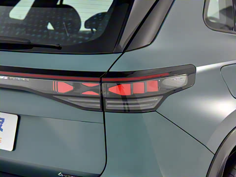 2025�� ̽��L 380TSI ��������