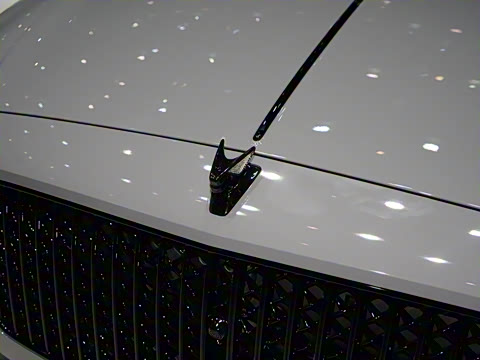 2024�� V8 Edition 8