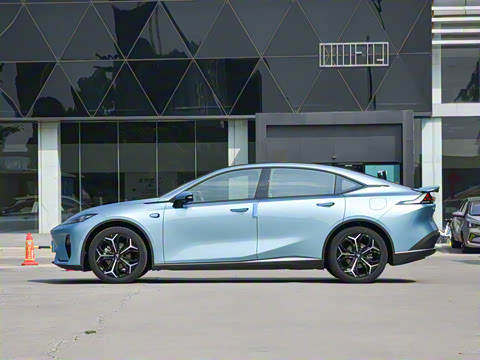 2024�� 230MaxǬ���Ǽ�ADS SE���̰�