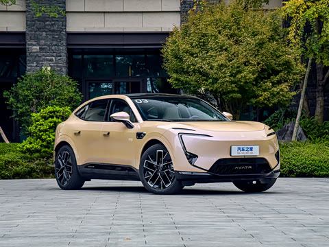 2025�� Ultra ���̰�