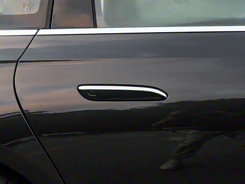 2024�� E 350 e L ���ʽ��϶����γ�