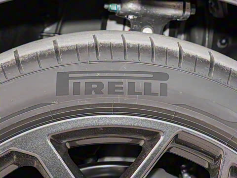 2025�� 45 TFSI quattro S line����ʿ��