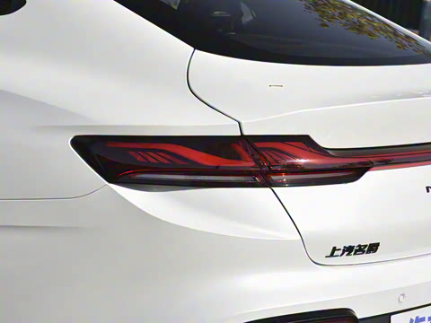 2025�� 1.5T 300 DCT������