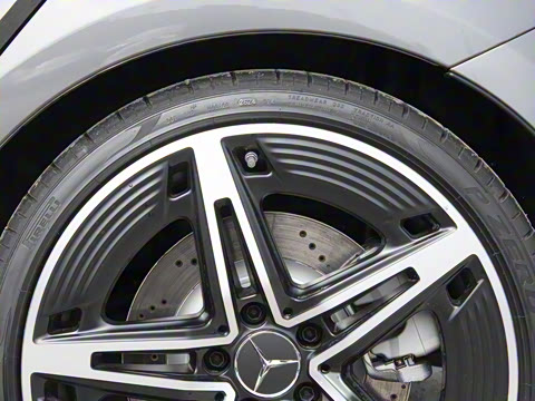 2025�� AMG A 35 4MATIC