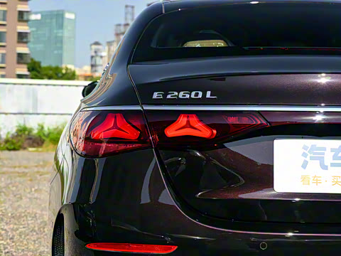 2025�� E 260 L �˶���