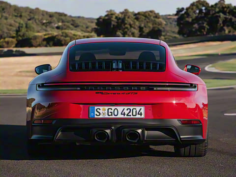 2025�� Carrera 4 GTS 3.6T