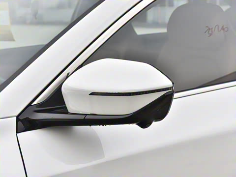 2025�� ���Ĵ� UItra 2.0T ������ �ǻ۾�����