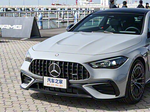 2024�� AMG CLE 53 4MATIC+ ���ܳ�