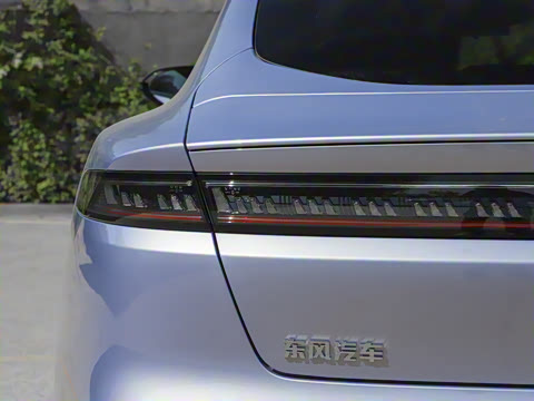 2025�� ���� 550ProѲ����