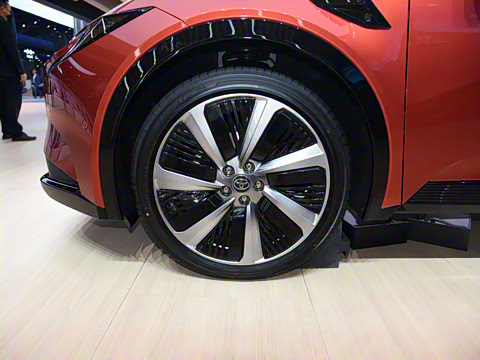 2025�� 630 MAX���а�