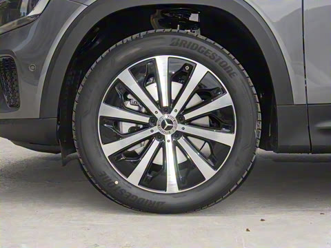 2025�� GLB 220 ʱ����