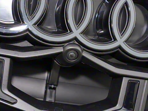 2025�� 55 TFSI quattro S line��ѩ�˶���