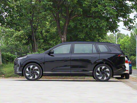 2025�� 636Max�Ǽݰ� 6��