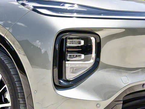 2025�� 215�콢��