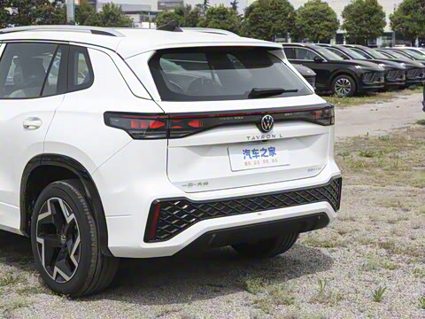 2025�� ̽��L 330TSI ������ӢCity��