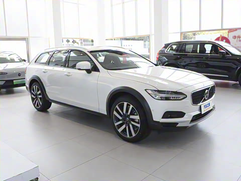 2025�� Cross Country B5 AWD �����