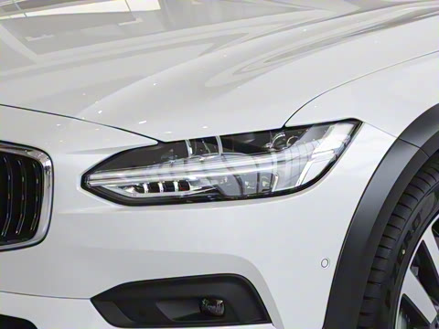 2025�� Cross Country B5 AWD �����