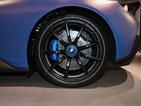 2024�� GT2 Stradale