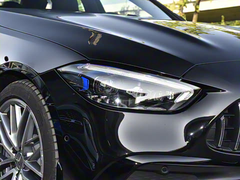 2025�� AMG C 43 4MATIC