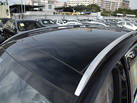 2025�� GLC 260 L 4MATIC ������