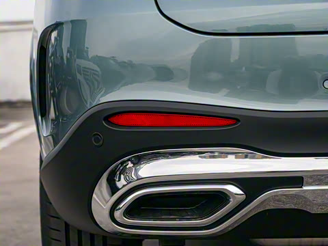 2025�� GLC 300 L 4MATIC ������ 5��