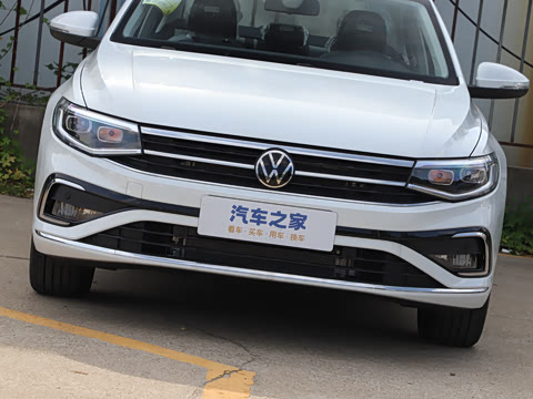 2025�� �Ŀ� 300TSI DSG���а�