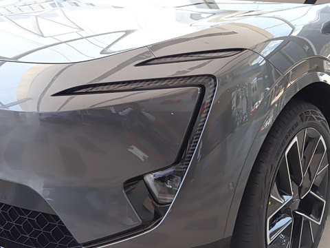 2025�� �Ŀ� Max ���̰�