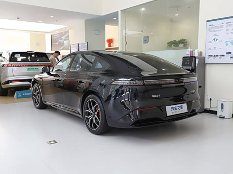 2025�� ���� 550ProѲ����