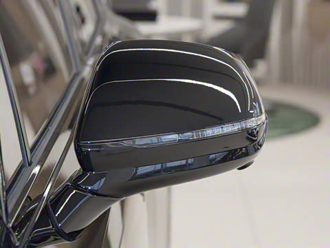 2024�� 4.0T V8 S