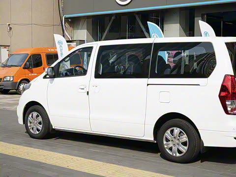 2024�� 2.0L �ֶ�������CNG 9��