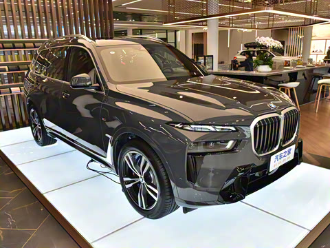 2024�� xDrive40i ������M�˶���װ