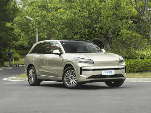 2025�� Ultra ������