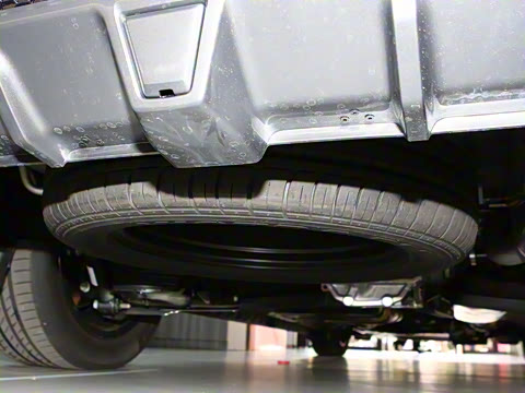 2025�� LS570TX ���