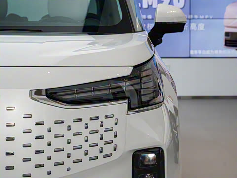 2025�� Ultra ����