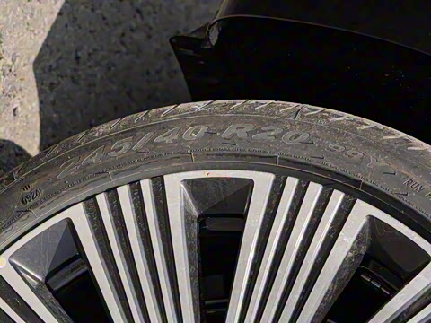 2025�� 2.0T ����������������� 5��