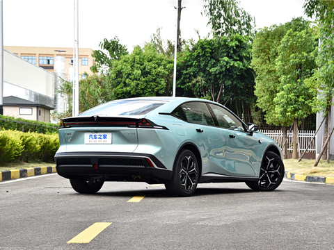 2023�� 200Max���̰�