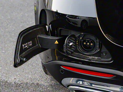 2025�� GLE 400 e 4MATIC