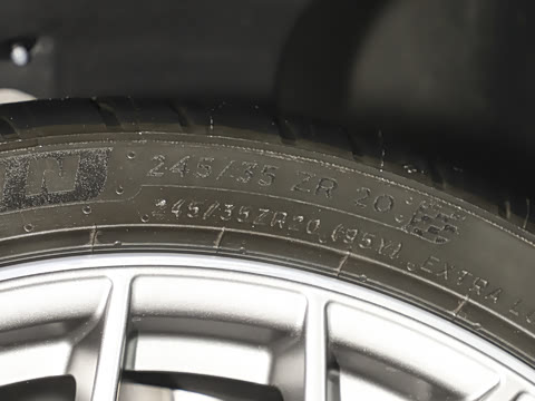 2025�� Carrera 3.0T