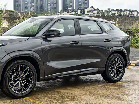 2025�� 1.5T �����