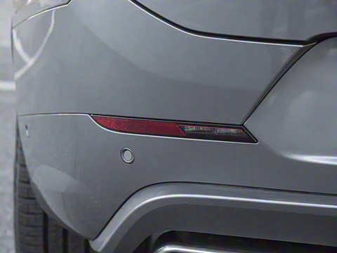 2025�� 400PS Dynamic SE