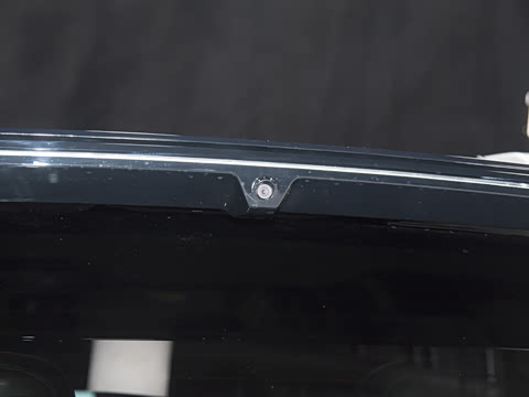 2025�� 700 Ultra�������������״��