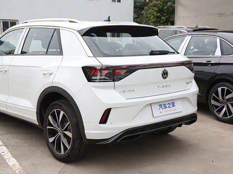 2025�� �Ŀ�� 300TSI DSG���������