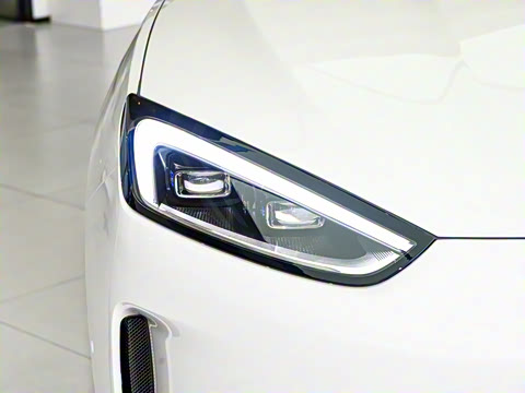 2025�� ����   Ultra ������