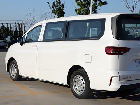 2025�� 320KM ������ 7��