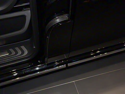 2024�� V 300 L ����������