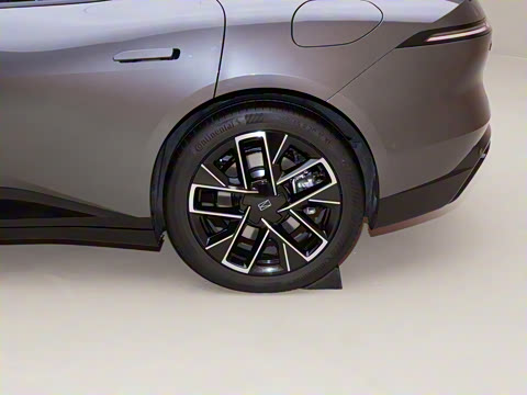 2025�� Max���̰�