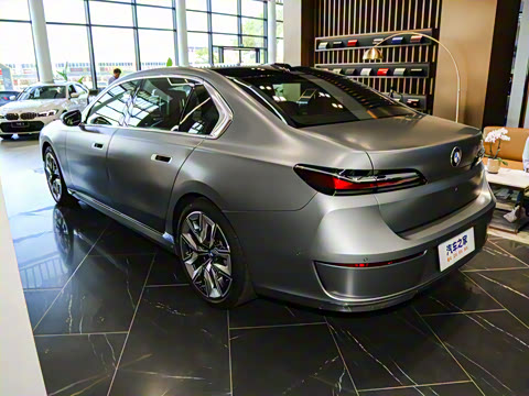 2023�� 740Li ������ ������װ