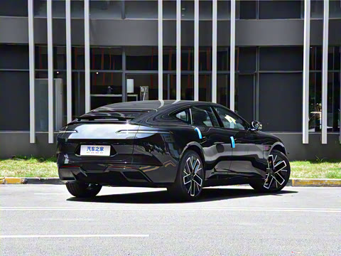 2025�� Ultra���������