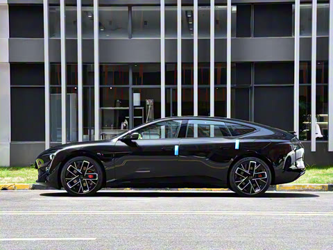 2025�� Ultra���������